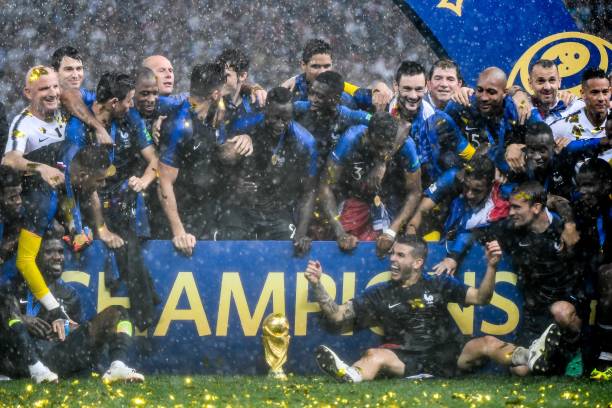 星中的佼佼 星中的佼佼