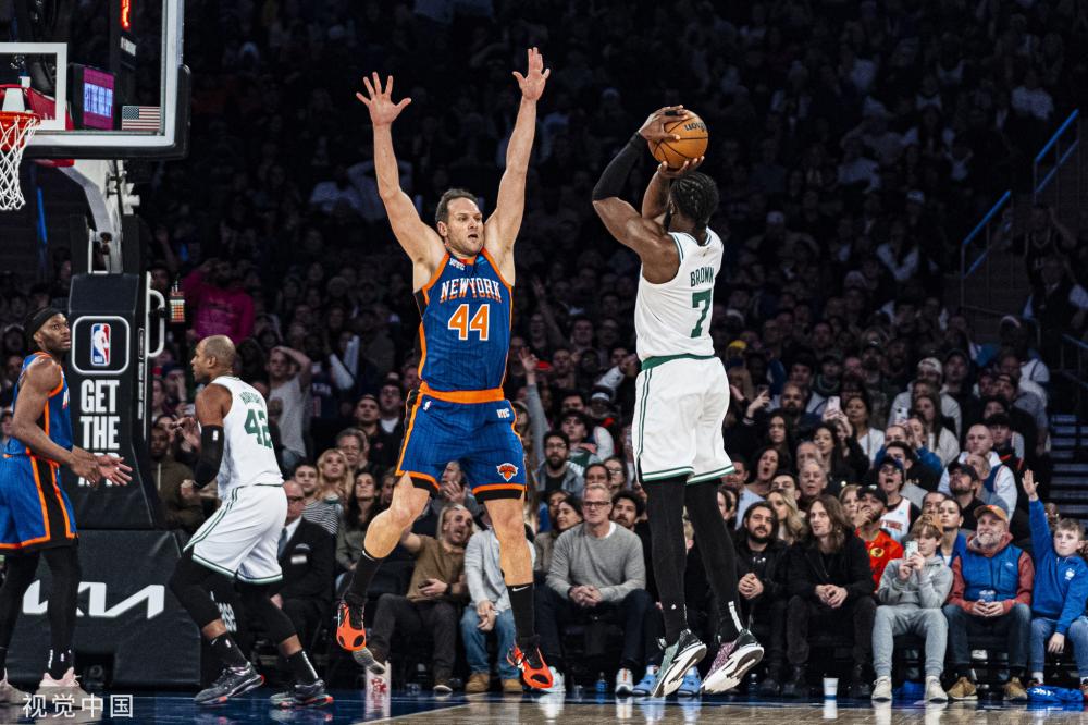 他们不仅在 他们不仅在